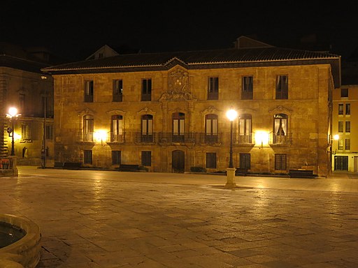 Plaza de Alfonso II El Casto